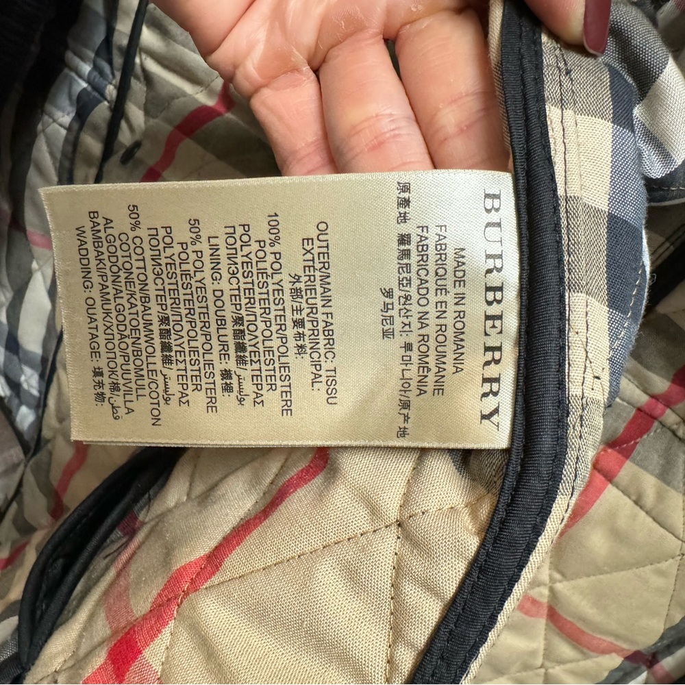 Burberry jacket - Picture 9 of 11